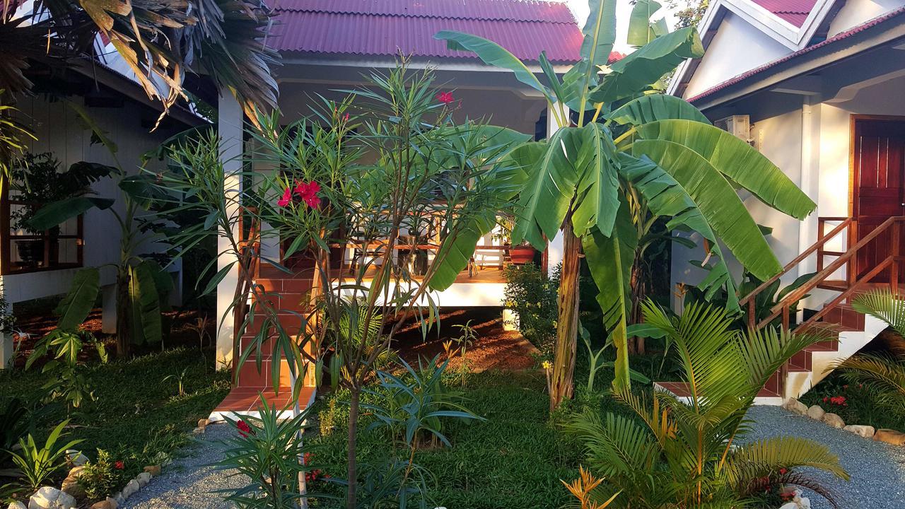 Gecko Village Kampot Exterior photo